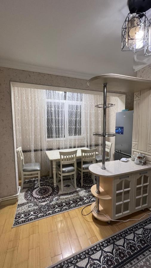Apartment “Kamolon” Tasjkent Exteriör bild